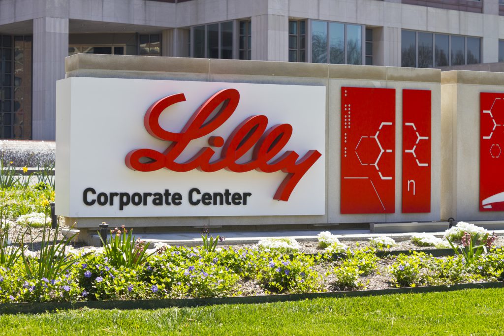 Lilly's corporate logo outside a building.